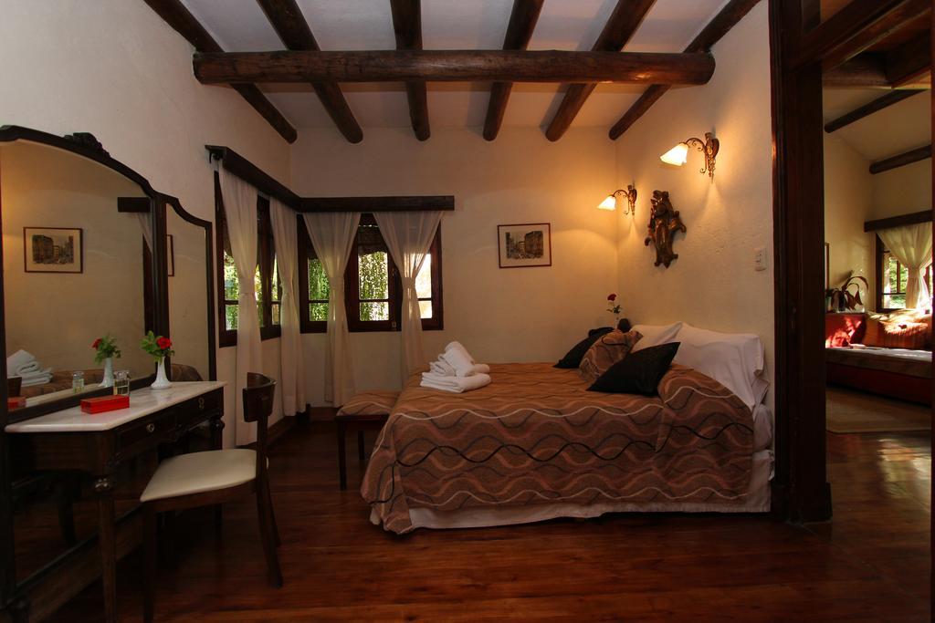 Hotel Casa Glebinias Chacras de Coria Zewnętrze zdjęcie